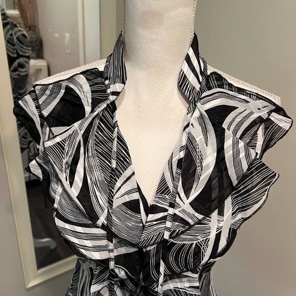 NWT Cache Black & White Geometric Sleeveless Ruffle Blouse, Size Small - Picture 2 of 15